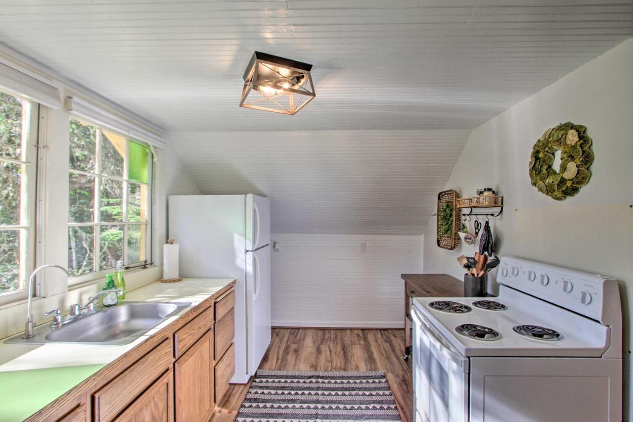 Owls Nest Studio With Hot Tub Hike Nearby! Ashford Eksteriør billede